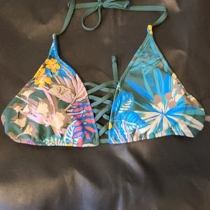 Shade & Shore Bikini Top Medium New